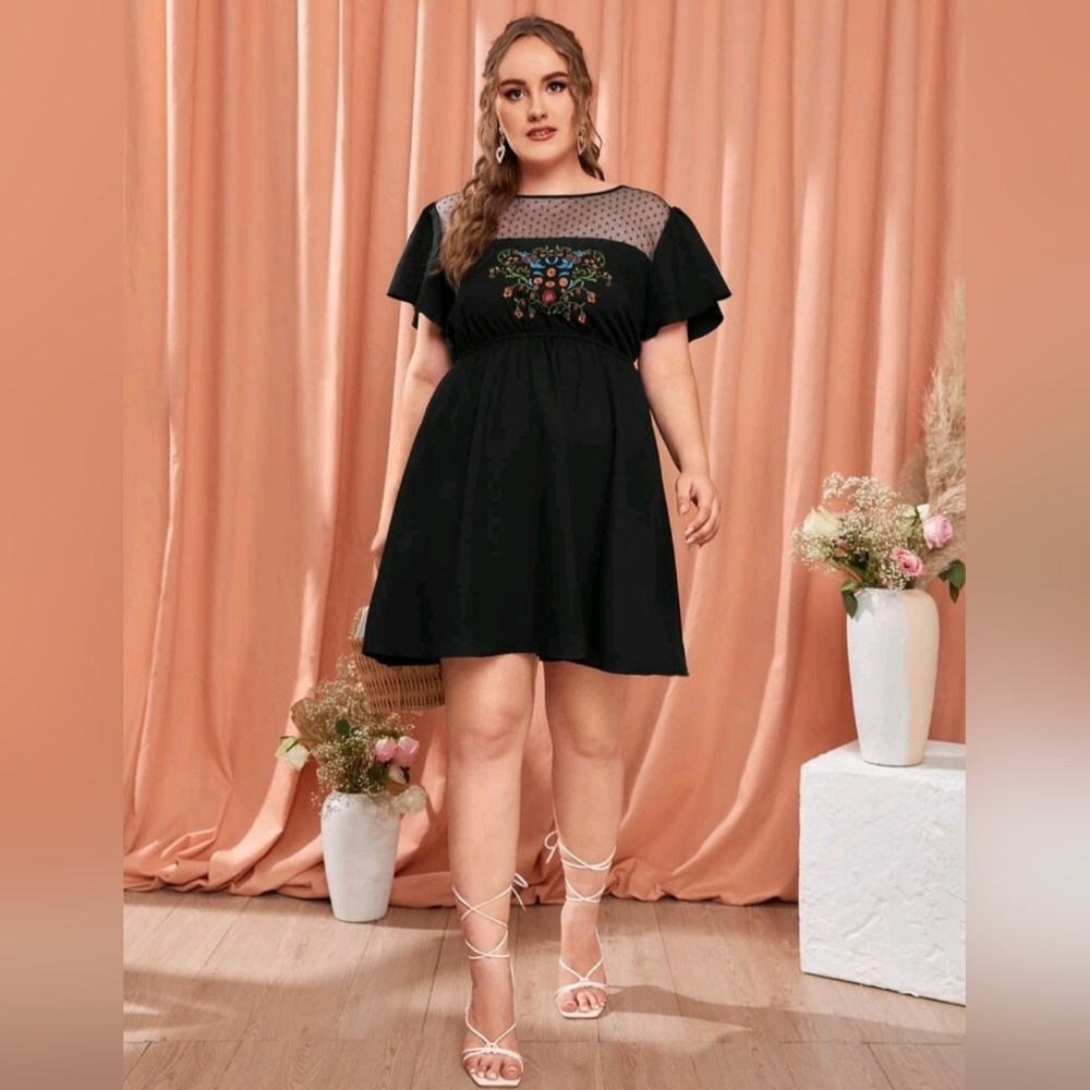 SHEIN Plus Dobby Mesh Yoke Floral Embroidery Dress